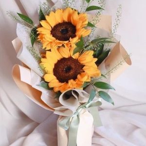 MINI BOUQUET PREMIUN DE 2 GIRASOLES